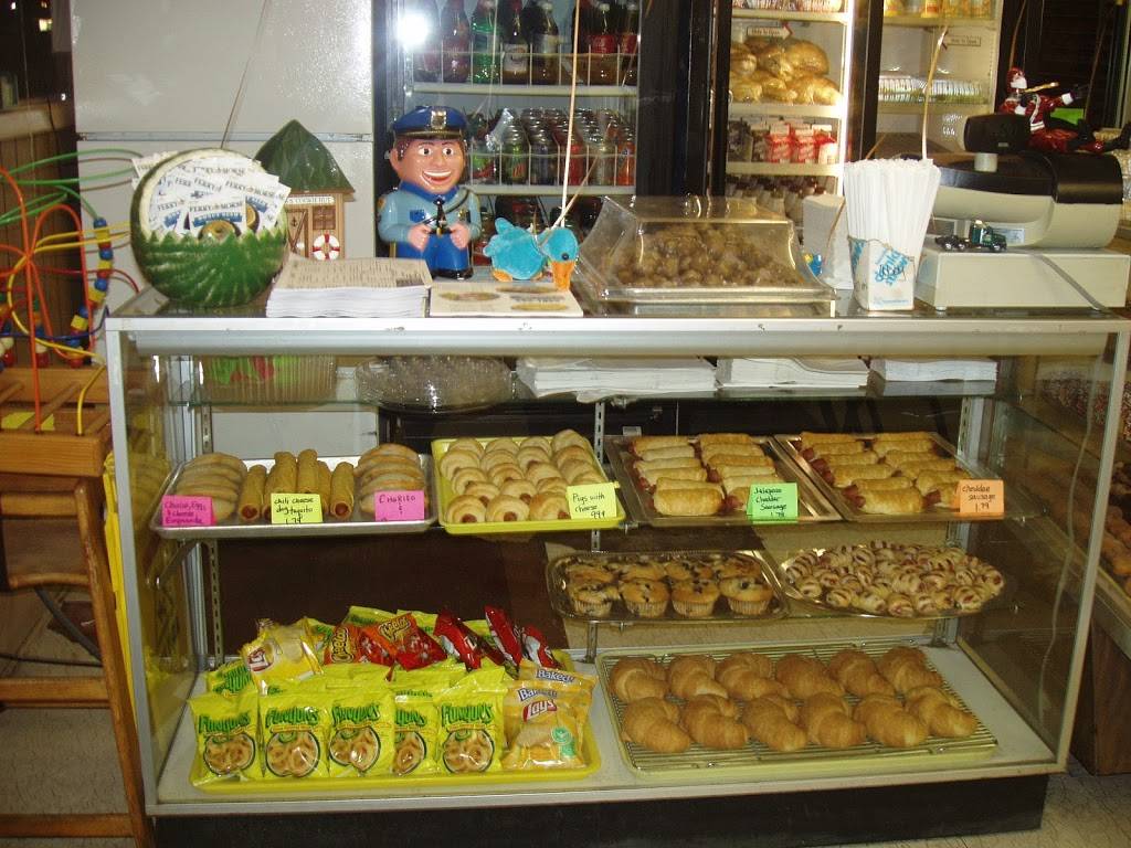Moms Donut Shop | bakery | 718 N Grand Ave, Gainesville, TX 76240, USA | 9406651863 OR +1 940-665-1863