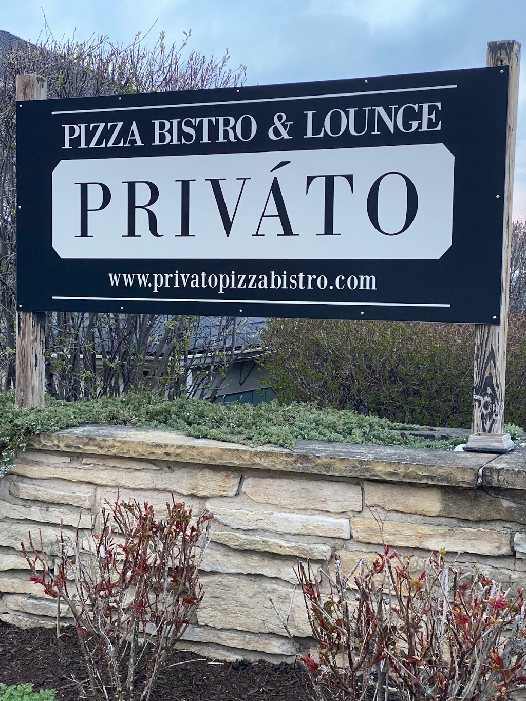 Privato Pizza Bistro | restaurant | 2 W Geneva St, Williams Bay, WI 53191, USA | 2627293016 OR +1 262-729-3016