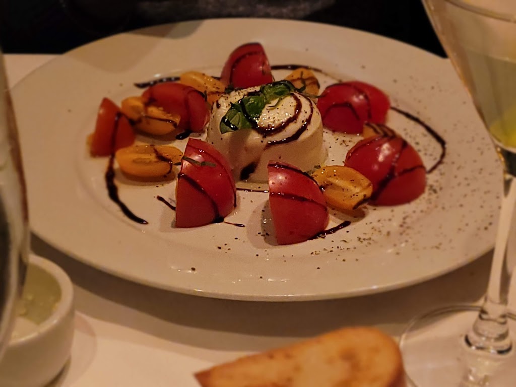 Mastros Steakhouse | restaurant | 520 N Dearborn St, Chicago, IL 60654, USA | 3125215100 OR +1 312-521-5100