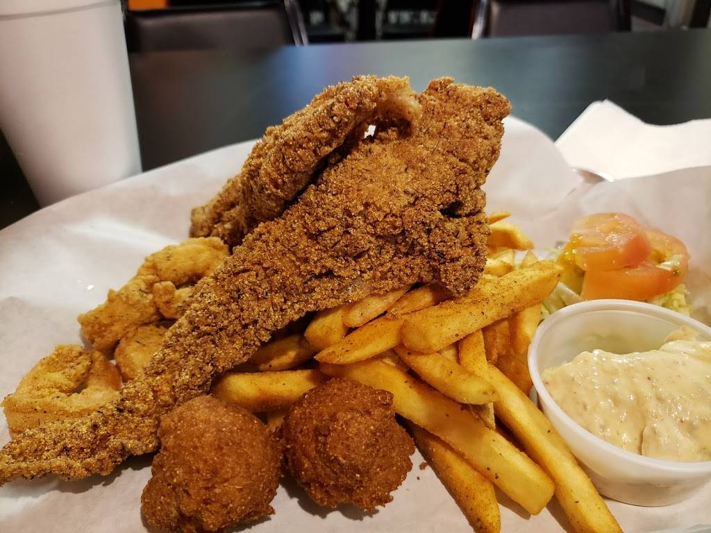 Mingos Louisiana Kitchen | restaurant | 3424 W Southern Ave #180, Phoenix, AZ 85041, USA | 4808654212 OR +1 480-865-4212