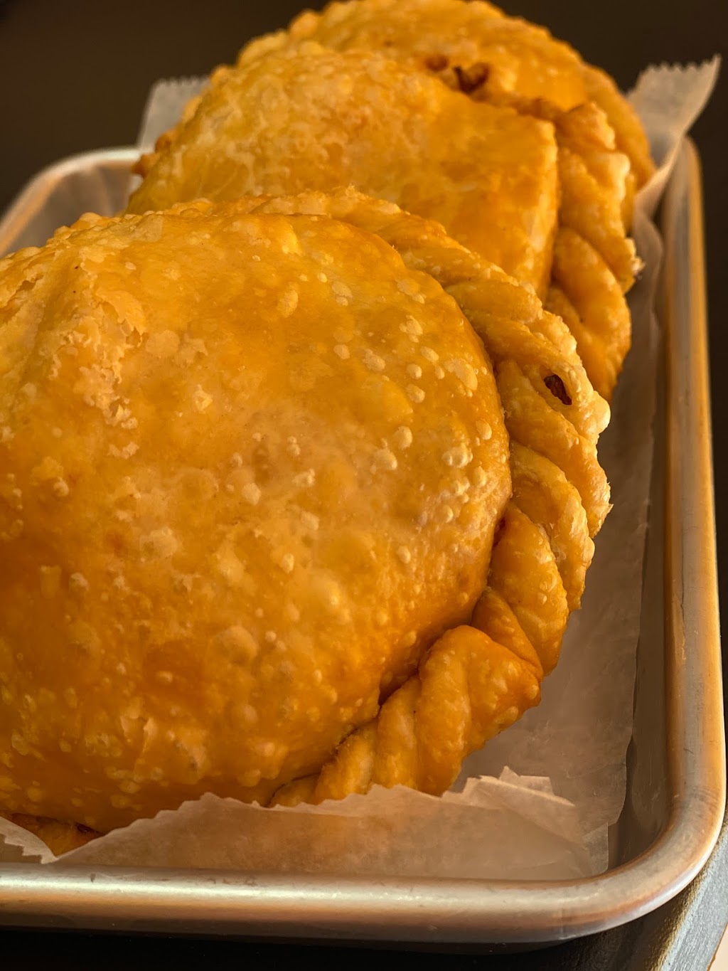 El Empanada King | restaurant | 199 Woodward St, Jersey City, NJ 07304, USA | 2013603167 OR +1 201-360-3167