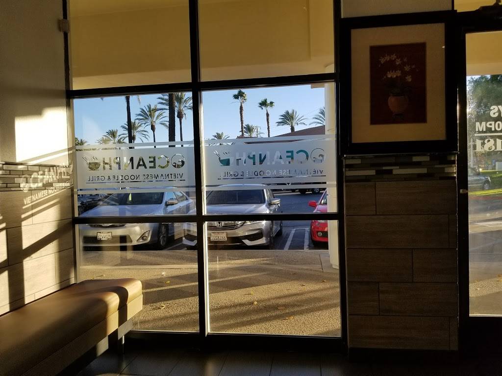 Ocean Pho | restaurant | 5458, 1574 Barton Rd, Redlands, CA 92373, USA | 9097936181 OR +1 909-793-6181