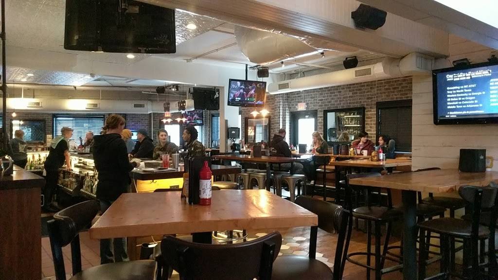 The Howe Daily Kitchen & Bar | restaurant | 3675 Minnehaha Ave South, Minneapolis, MN 55406, USA | 6127293663 OR +1 612-729-3663