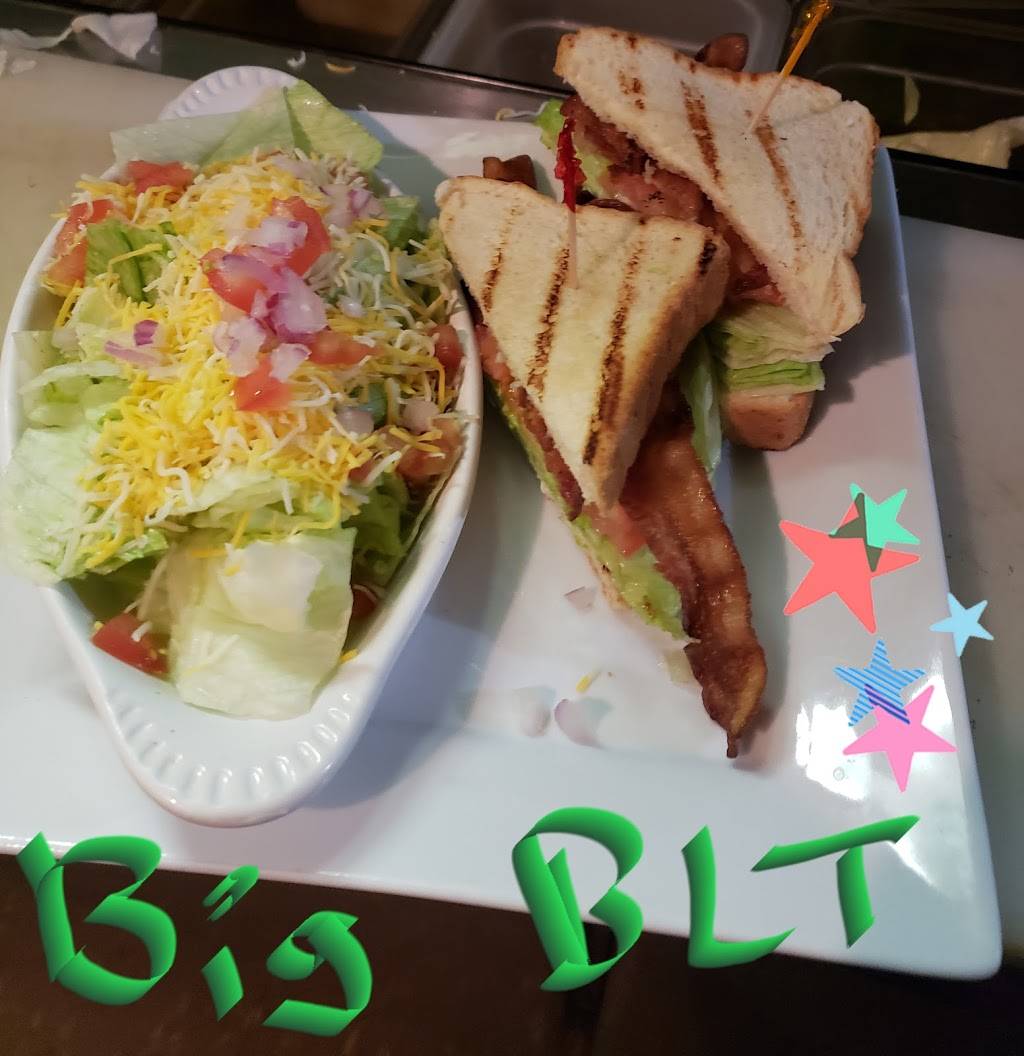 Rockford Rusty Nail | restaurant | 1804 18th Ave, Rockford, IL 61104, USA | 8153972510 OR +1 815-397-2510