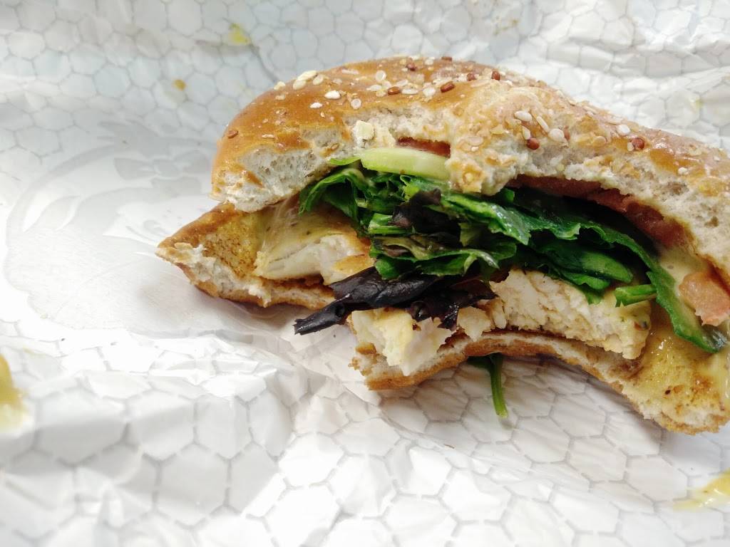 Wendys | restaurant | 1899 W, Perimeter Dr, Roseville, MN 55113, USA | 6514786460 OR +1 651-478-6460