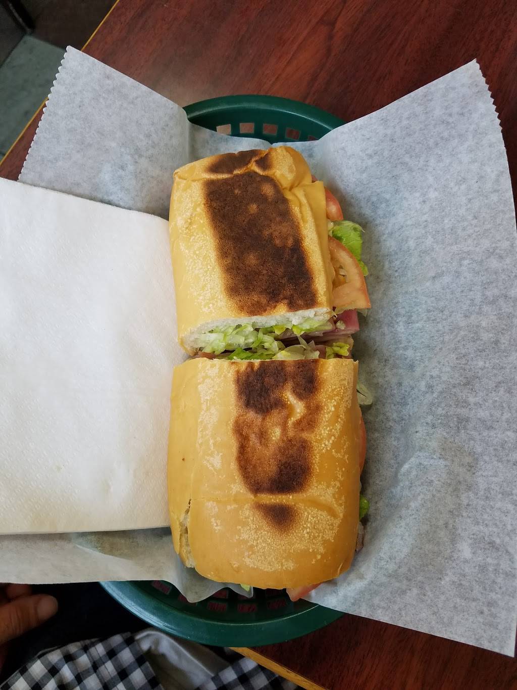 Borinquen Restaurant & Cafe | bakery | 112 Stoughton St, Dorchester, MA 02125, USA | 6172822500 OR +1 617-282-2500