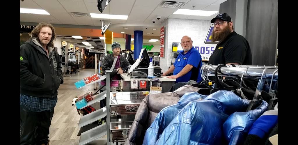 Krispy Krunchy Chicken | restaurant | 3335 W Wood River Rd, Grand Island, NE 68803, USA | 3083842322 OR +1 308-384-2322