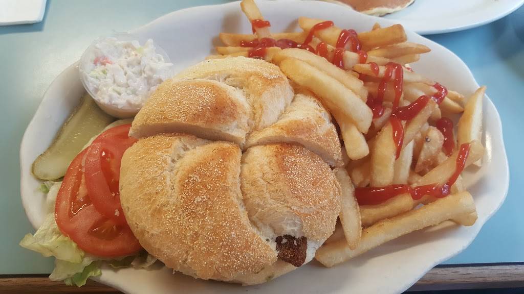 Central Restaurant | restaurant | 30 Central Ave #4, Newark, NJ 07102, USA | 9736238137 OR +1 973-623-8137