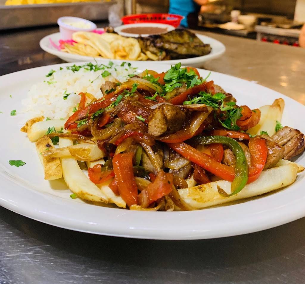 La Catrachada Mexican & latino grill | restaurant | 737 Dolly Parton Pkwy, Sevierville, TN 37862, USA | 8653651834 OR +1 865-365-1834