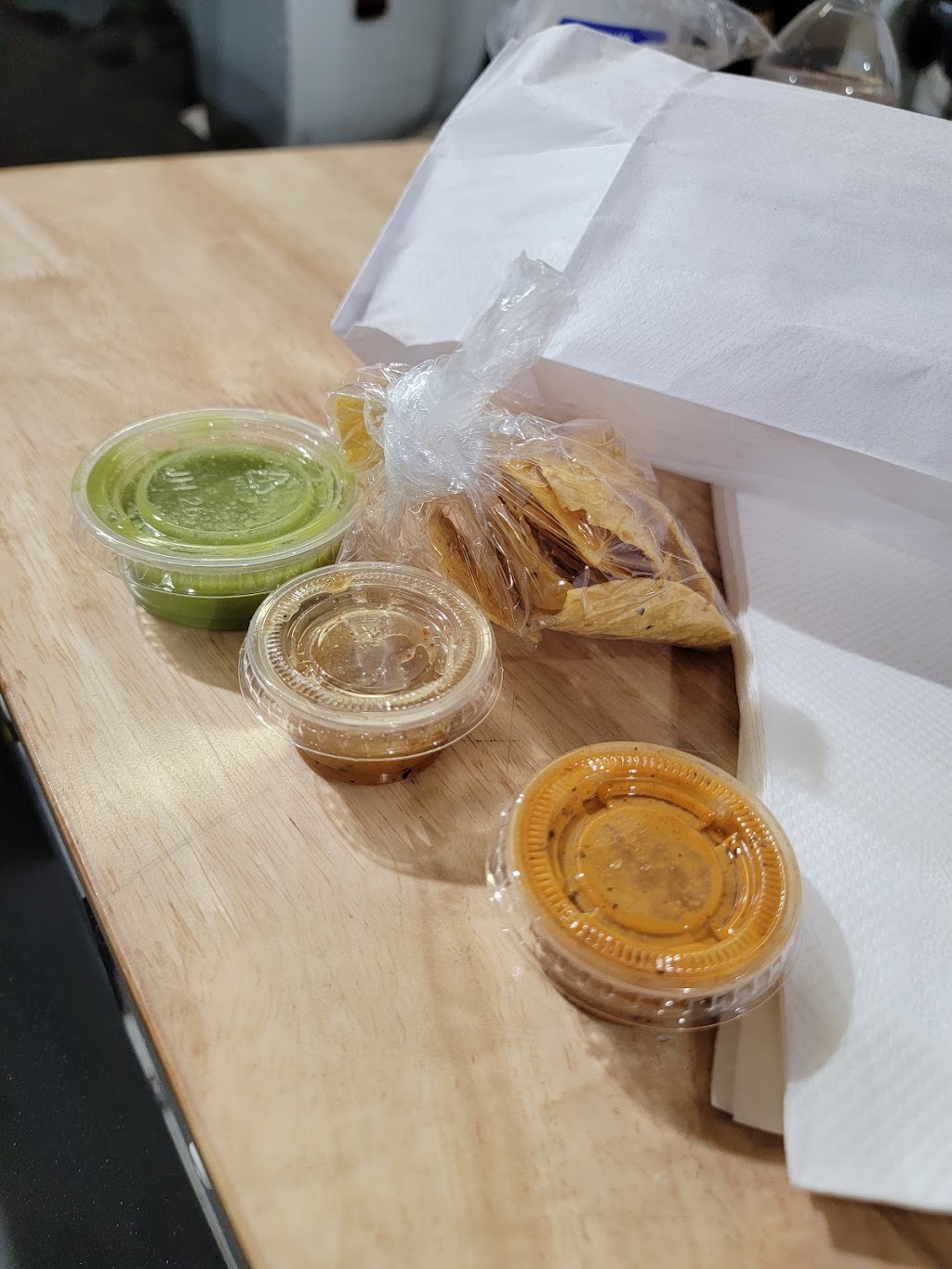 La Piñata Taqueria | restaurant | 809 Broadway, Vallejo, CA 94590, USA | 7073348381 OR +1 707-334-8381