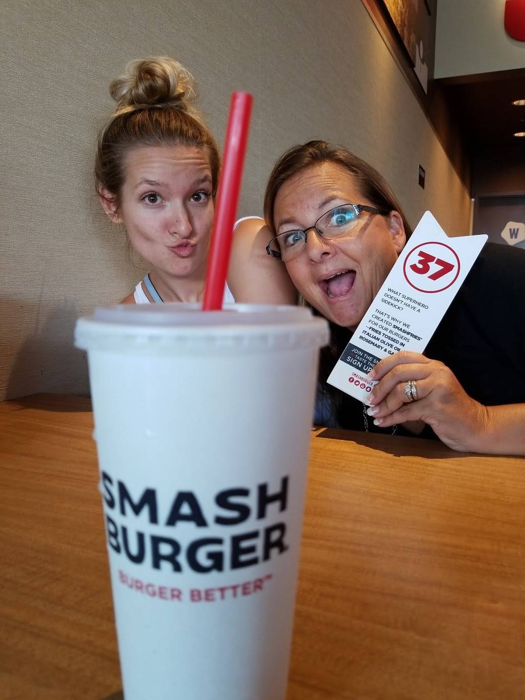 Smashburger | restaurant | 2010 E Elliot Rd Suite 909, Tempe, AZ 85283, USA | 4804203635 OR +1 480-420-3635