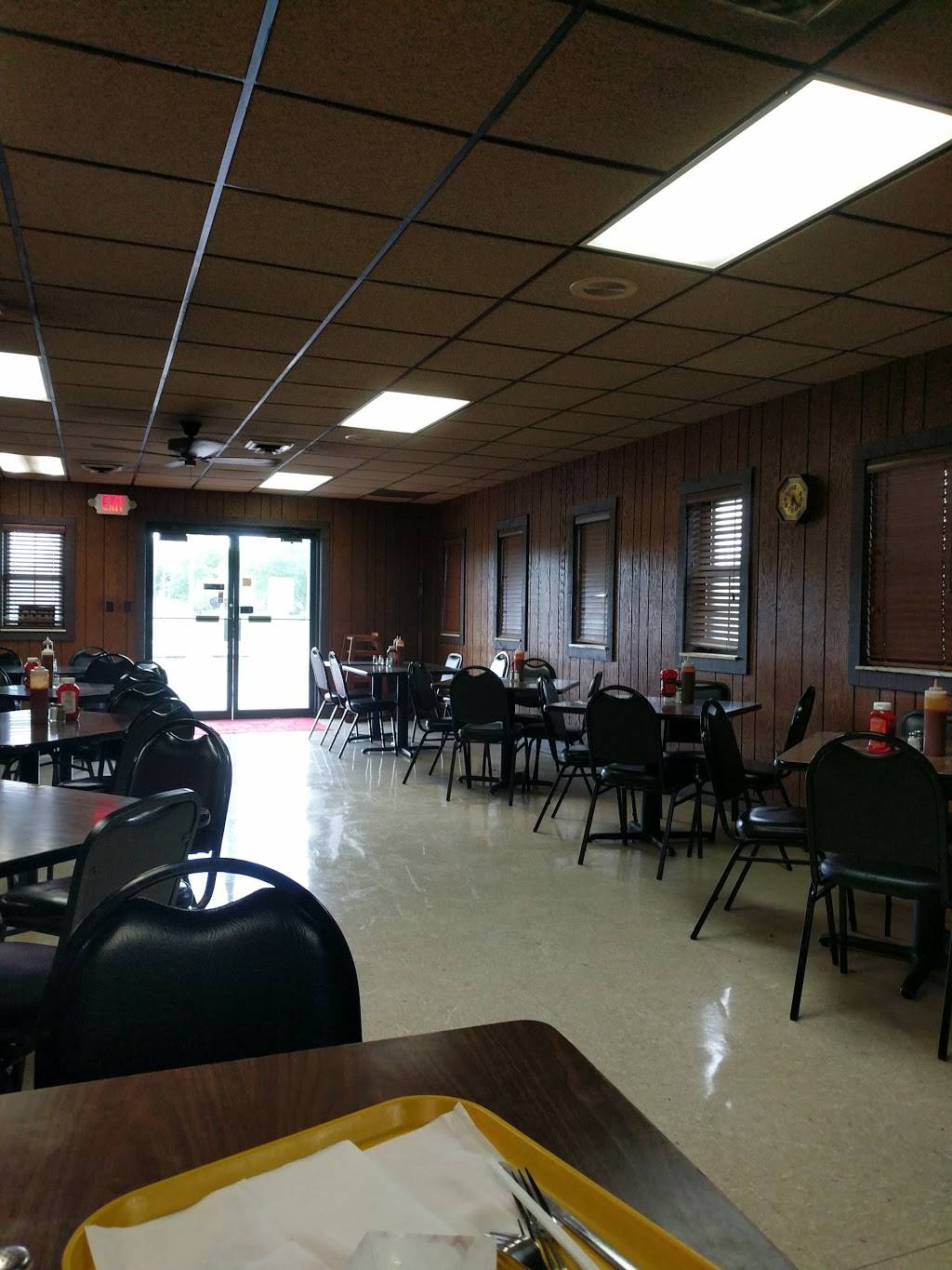 Bates City BBQ | restaurant | 201 E Market St, Bates City, MO 64011, USA | 8166254961 OR +1 816-625-4961