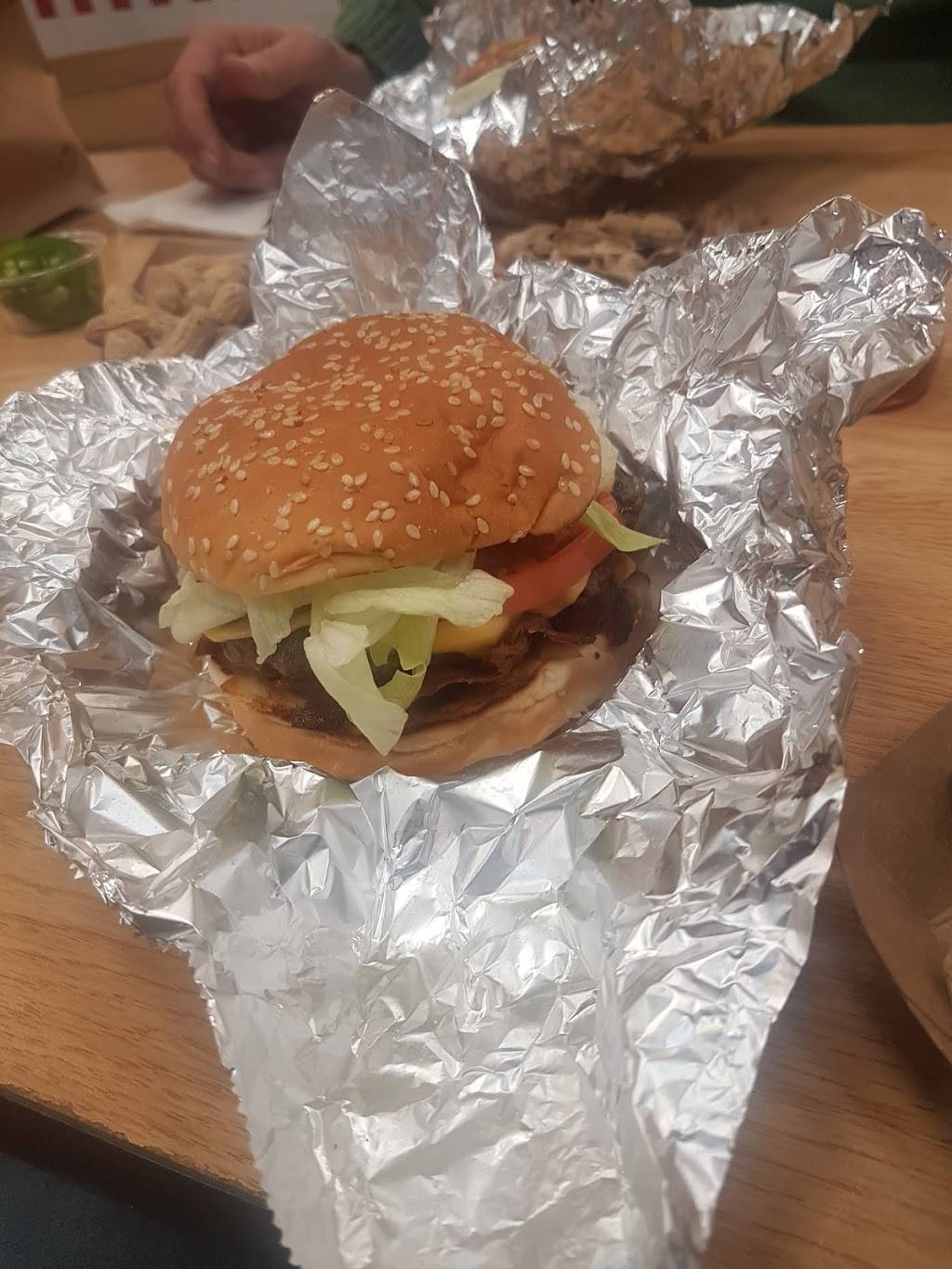 Five Guys | meal takeaway | 916 W Atlantic St, Emporia, VA 23847, USA | 4343483483 OR +1 434-348-3483