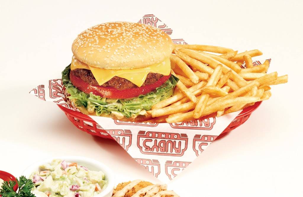 Rubys Diner | restaurant | 1 Oceanside Pier #1, Oceanside, CA 92054, USA | 7604337829 OR +1 760-433-7829