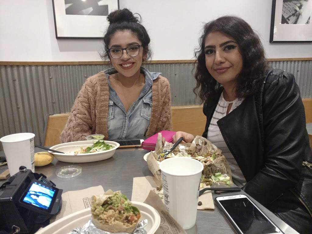 Chipotle Mexican Grill | restaurant | 1158 Locust St # D-2A, Walnut Creek, CA 94596, USA | 9259359307 OR +1 925-935-9307