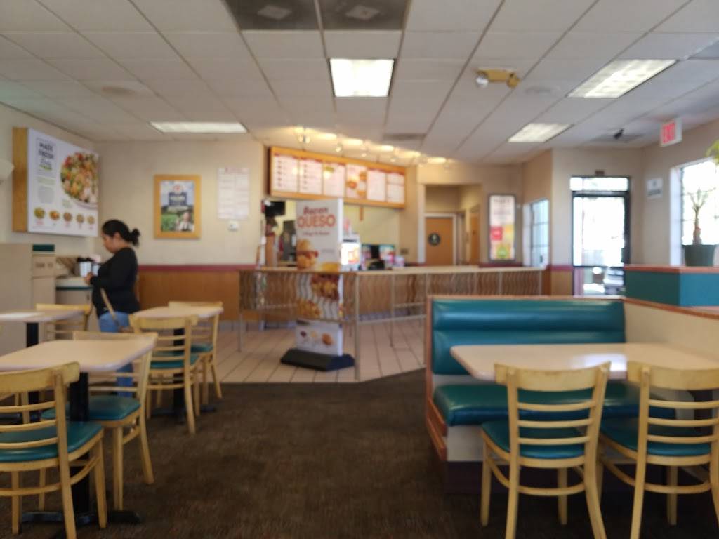 Wendys | restaurant | 960 W El Norte, Escondido, CA 92026, USA | 7604898075 OR +1 760-489-8075
