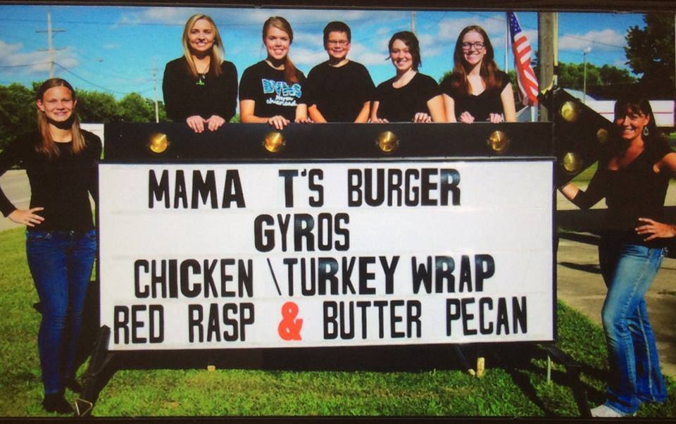 Mama Ts | restaurant | 407 W North St, Walnut, IL 61376, USA | 8153799441 OR +1 815-379-9441