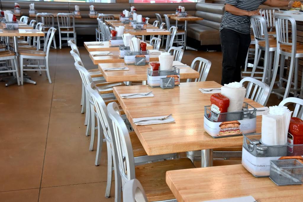 The Counter | restaurant | 7, Times Square Tower, New York, NY 10036, USA | 2129976801 OR +1 212-997-6801