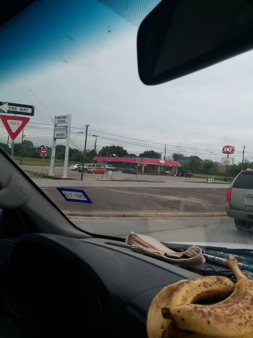 Dairy Queen | restaurant | 301 7th St, Bay City, TX 77414, USA | 9792459101 OR +1 979-245-9101