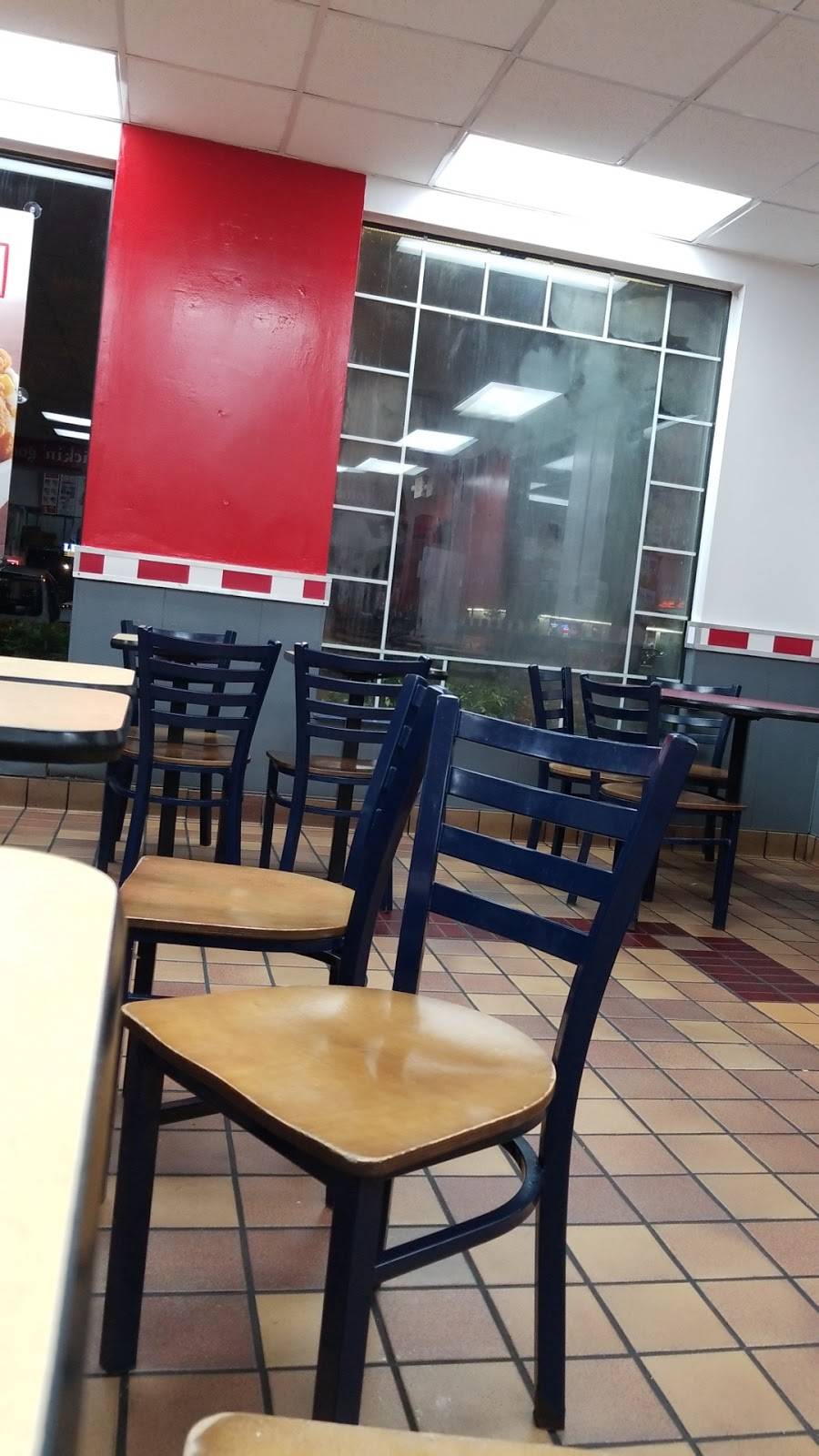 KFC | restaurant | 815 W Hallandale Beach Blvd, Hallandale Beach, FL 33009, USA | 9544545618 OR +1 954-454-5618