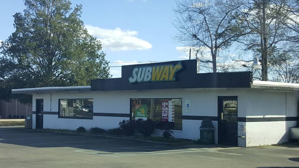 Subway Restaurants | restaurant | 2388 Lee Rd 430, Smiths Station, AL 36877, USA | 3342987774 OR +1 334-298-7774