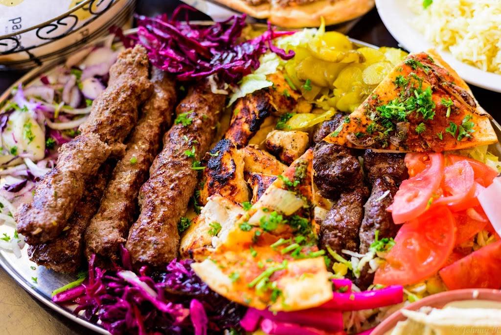 Paramount Fine Foods | restaurant | 769 Southdale Rd E, London, ON N6E 3B9, Canada | 5196681800 OR +1 519-668-1800