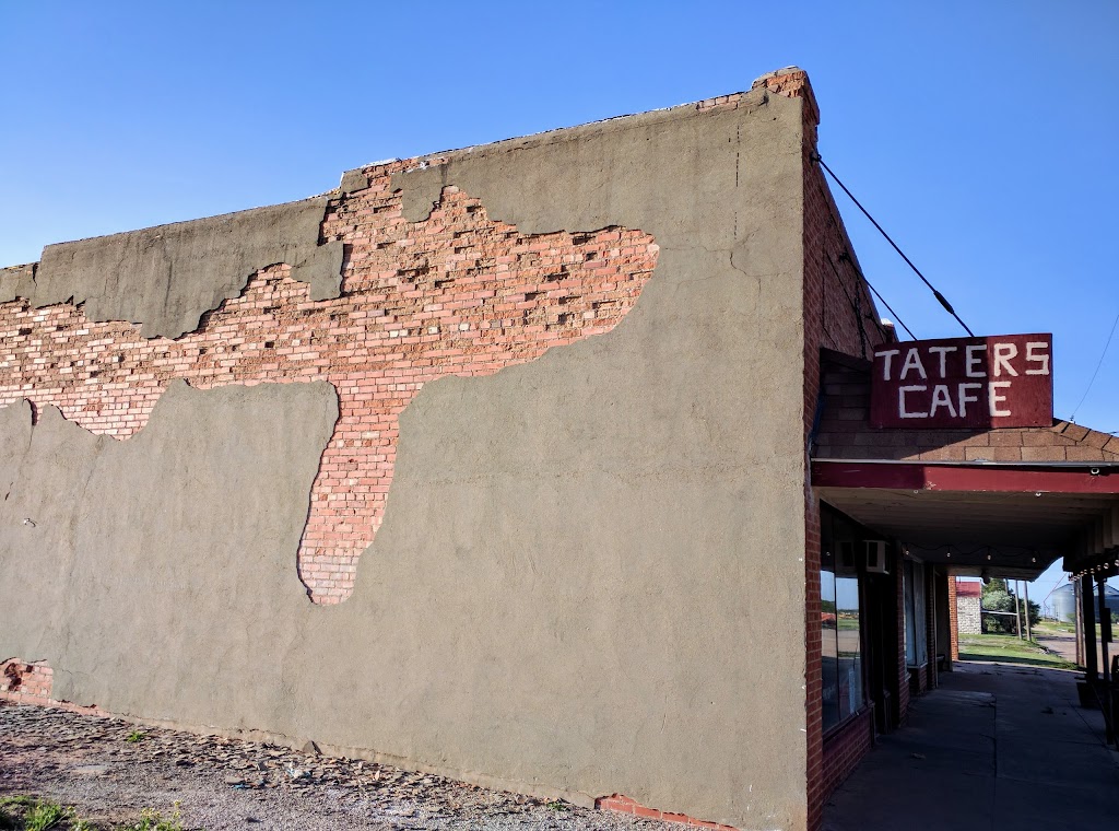 Taters | restaurant | 111 S 1st St, Crowell, TX 79227, USA | 9406841491 OR +1 940-684-1491