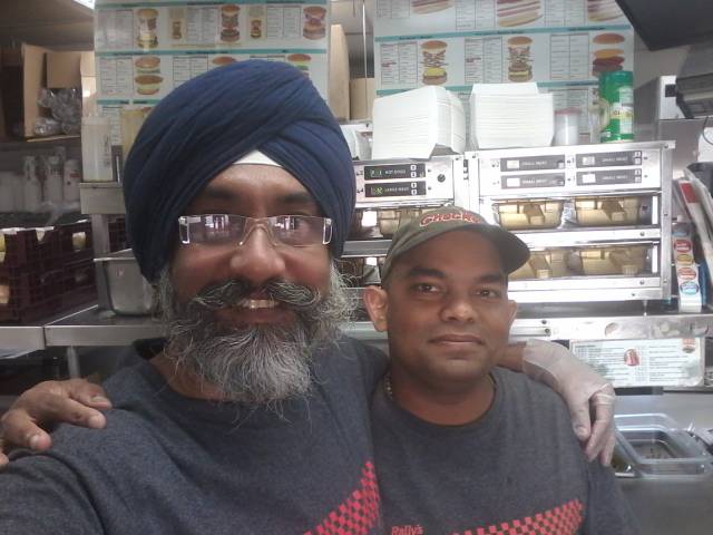 Checkers | restaurant | 2329-49 N 29th St, Philadelphia, PA 19132, USA | 2152251141 OR +1 215-225-1141