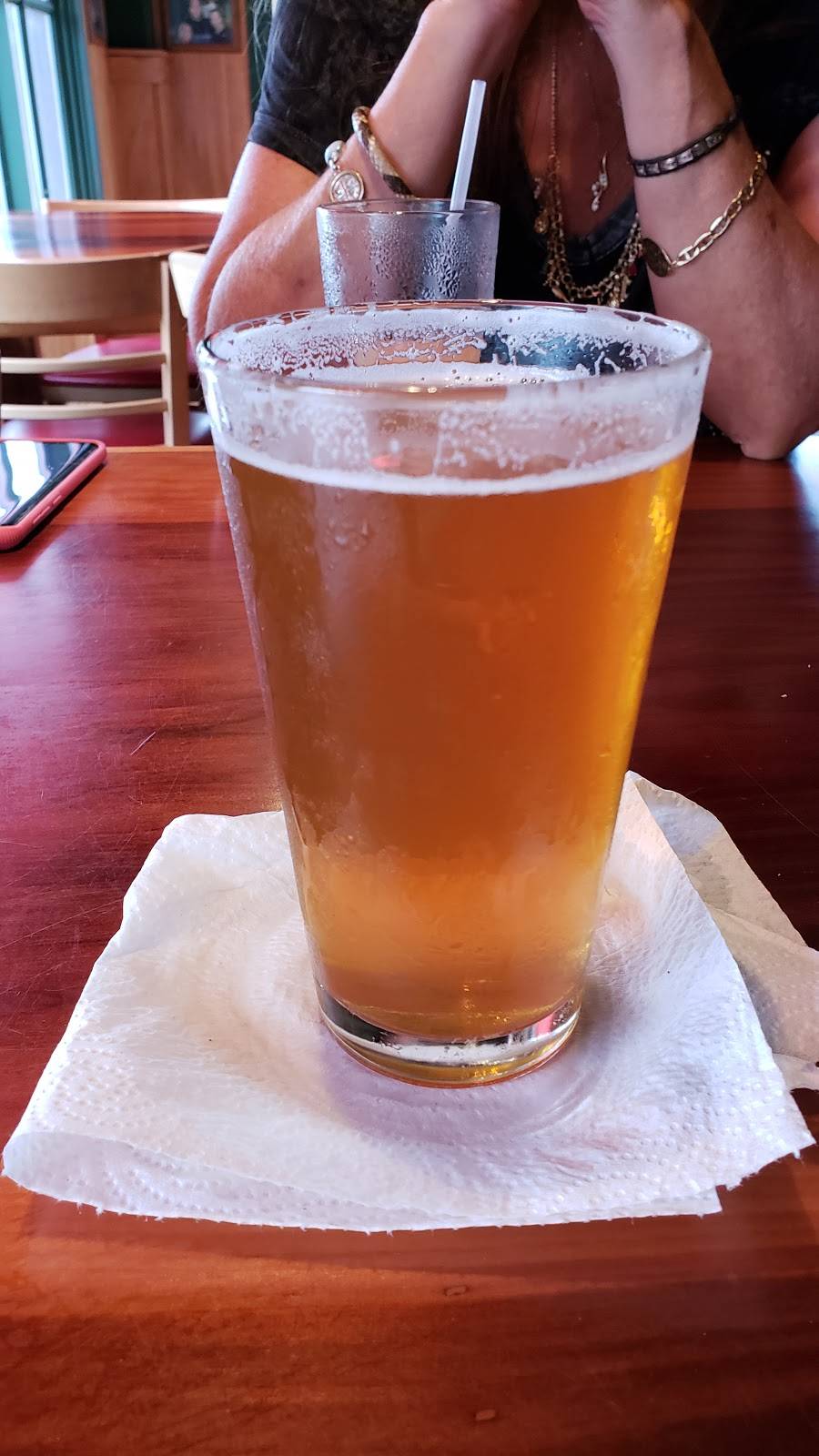 The WingHouse of Clearwater | restaurant | 2640 Gulf to Bay Blvd, Clearwater, FL 33759, USA | 7277249464 OR +1 727-724-9464