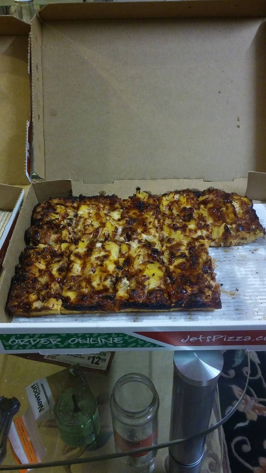 Jets Pizza | meal delivery | 3375 Orchard Lake Rd, Keego Harbor, MI 48320, USA | 2486823744 OR +1 248-682-3744