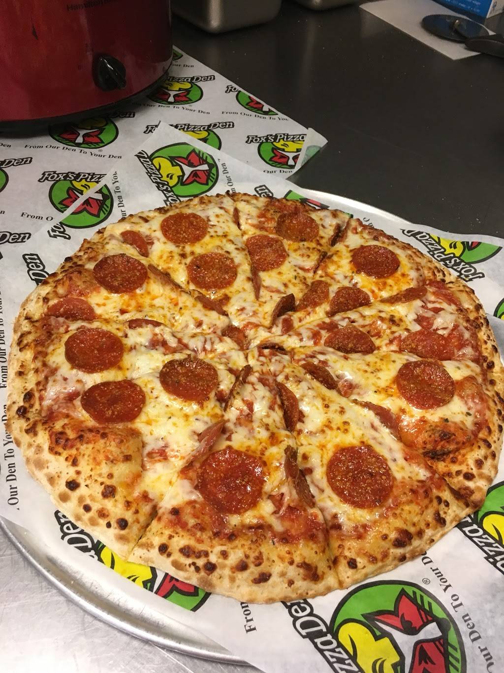 Foxs Pizza Den | restaurant | 1070 W Main St, Plainfield, IN 46168, USA | 3172688558 OR +1 317-268-8558