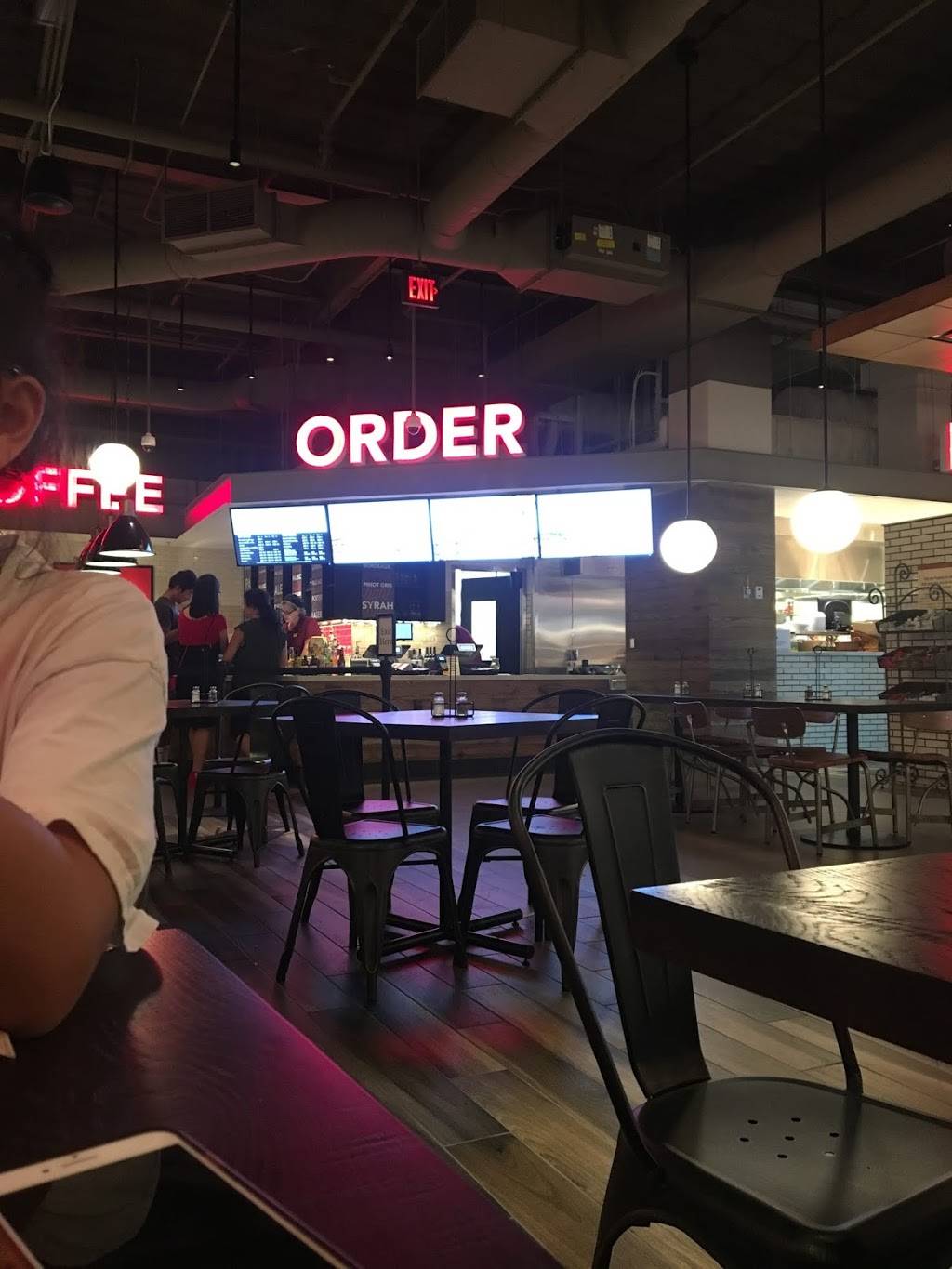 The Burger Bar by Wegmans | restaurant | 1245 Worcester St, Natick, MA 01760, USA | 5089600180 OR +1 508-960-0180