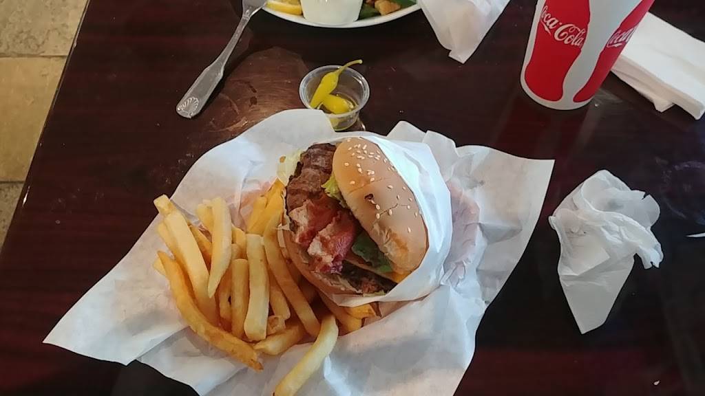 Johnnys Burgers | restaurant | 2029 E First St, Santa Ana, CA 92705, USA | 7145436078 OR +1 714-543-6078