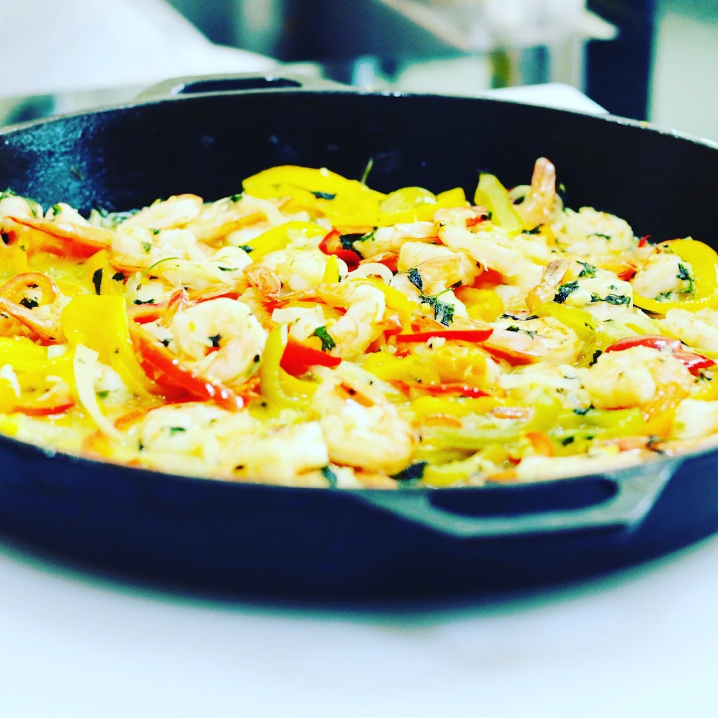 Gregskitchen19 | restaurant | 1818 Bankstown Way, Perris, CA 92571, USA | 9513674831 OR +1 951-367-4831