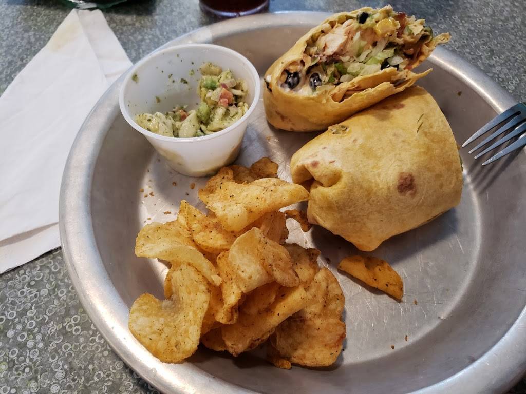 Brown Dog Deli | restaurant | 40 Broad St, Charleston, SC 29401, USA | 8438538081 OR +1 843-853-8081