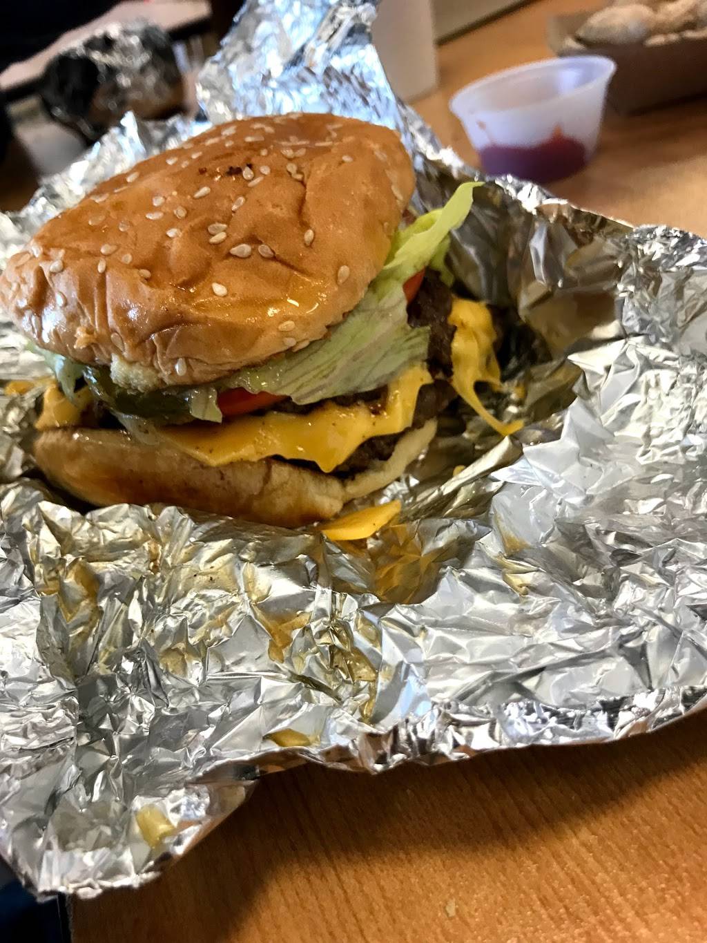 Five Guys | meal takeaway | 2341 Jericho Turnpike, Garden City Park, NY 11040, USA | 5163079014 OR +1 516-307-9014
