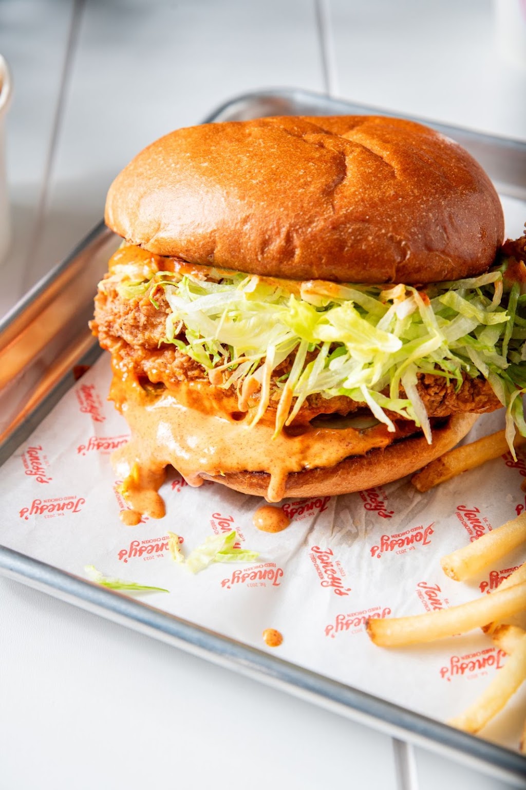 Jonesys Fried Chicken | meal takeaway | 282 Orange Ave, Goleta, CA 93117, USA | 8057702428 OR +1 805-770-2428