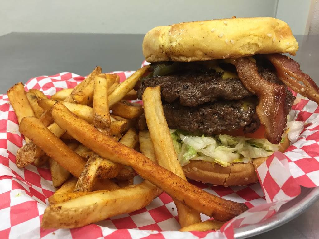 Jax Burgers Fries & Shakes | restaurant | 12002 Shadow Creek Pkwy, Pearland, TX 77584, USA | 7134362201 OR +1 713-436-2201