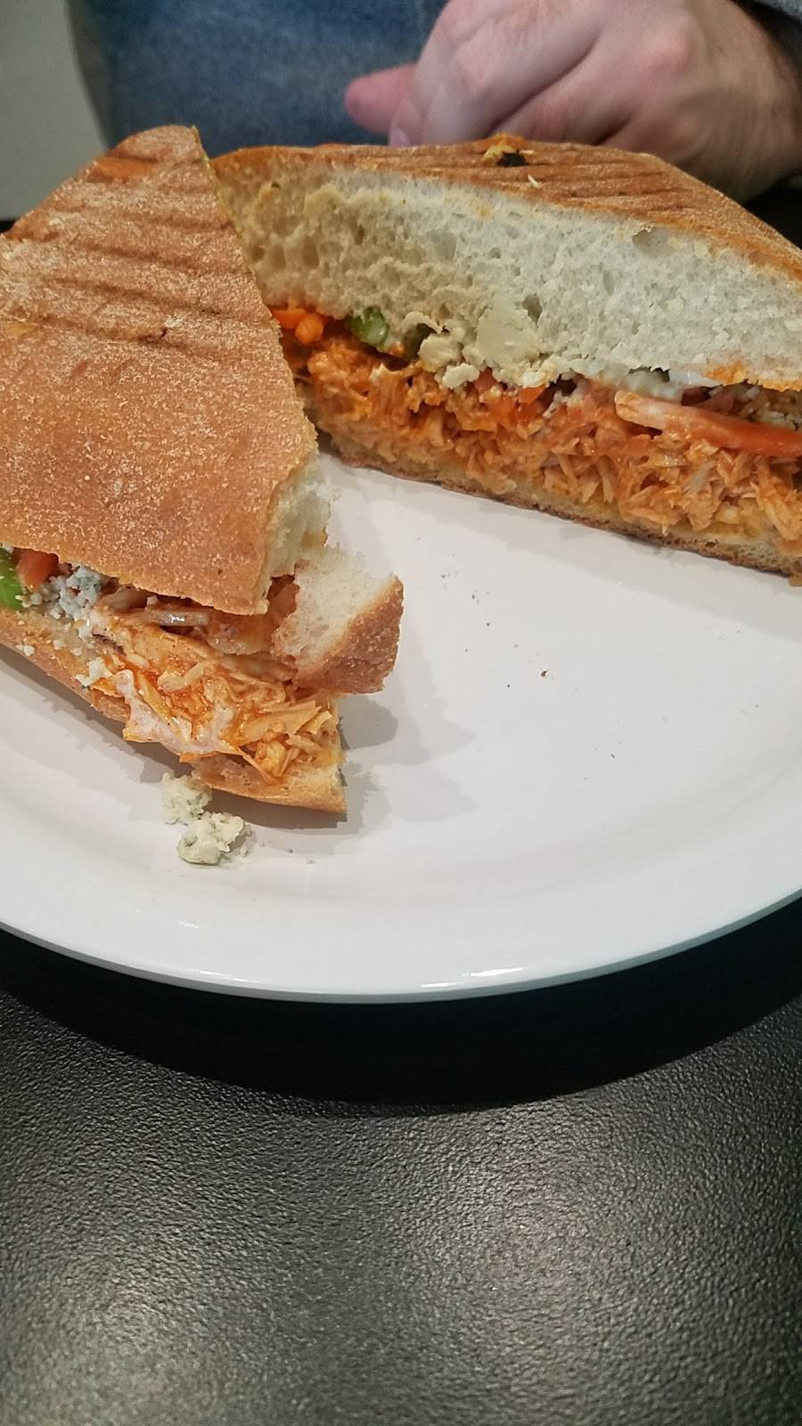 Greenbelly | restaurant | 1405 S 204th St #101, Elkhorn, NE 68022, USA | 4025044700 OR +1 402-504-4700