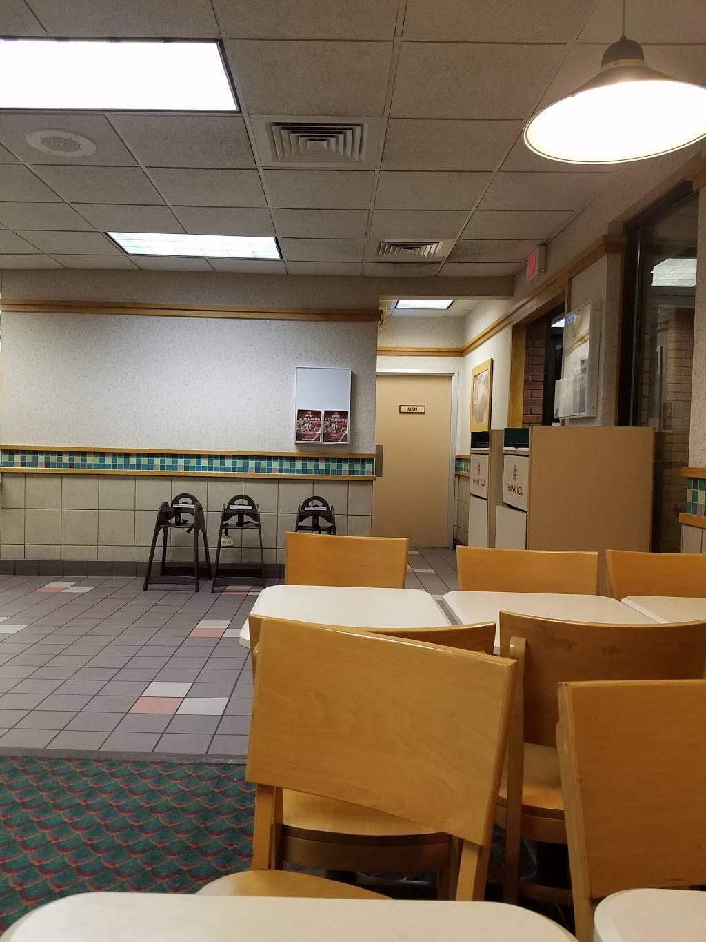 Wendys | restaurant | 1895 Douglas Rd, Montgomery, IL 60538, USA | 6308449320 OR +1 630-844-9320