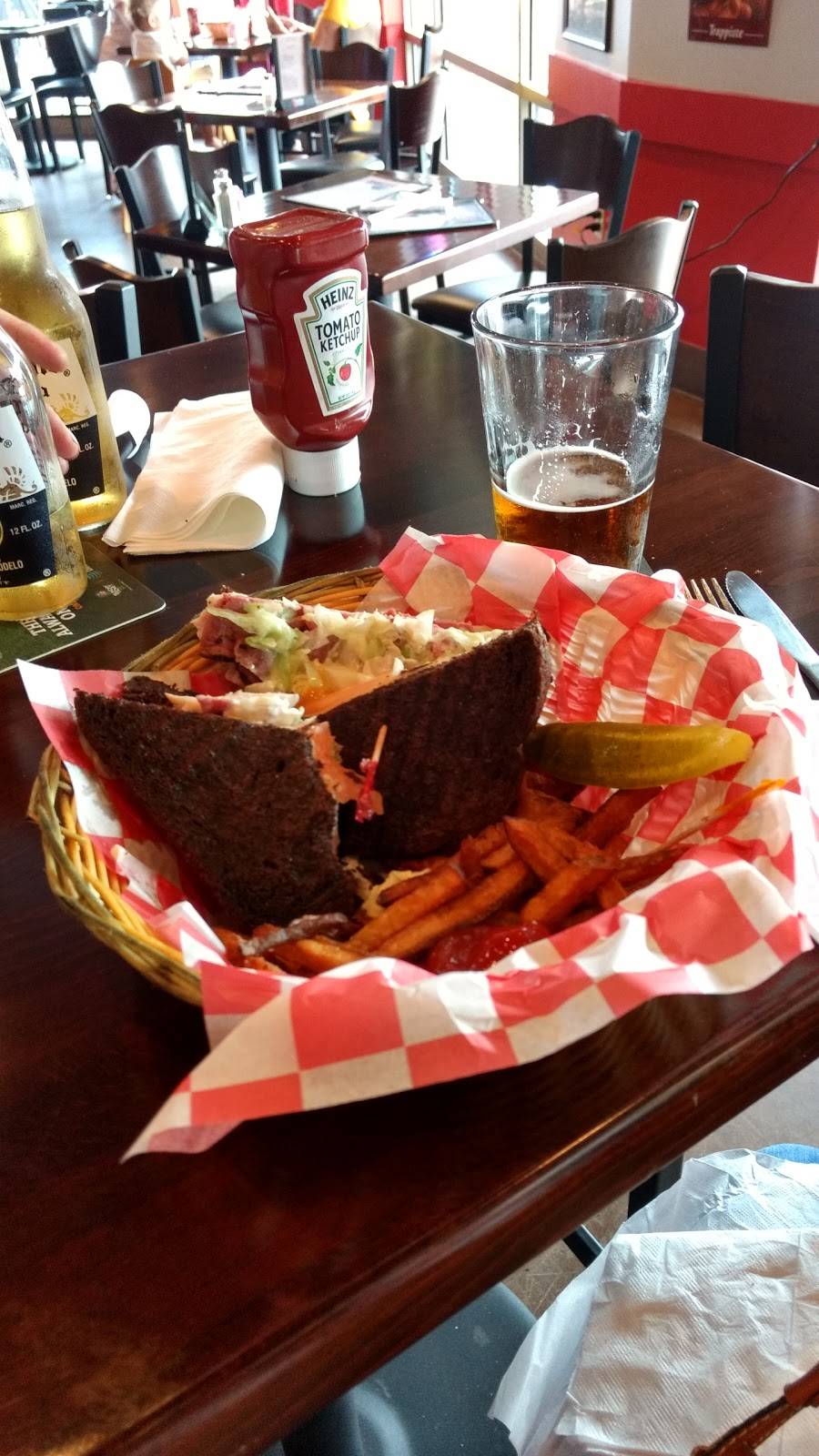 Riverfront Tavern Mt Juliet | restaurant | 401 S Mt Juliet Rd #570, Mt. Juliet, TN 37122, USA | 6157545423 OR +1 615-754-5423