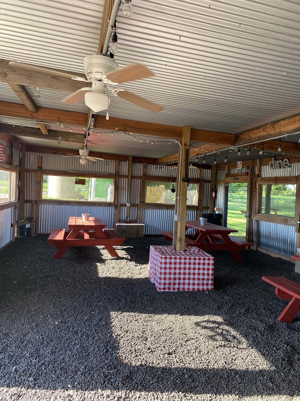 Shaws Country Kitchen | restaurant | 5230 US-79, Round Rock, TX 78665, USA | 5124879903 OR +1 512-487-9903