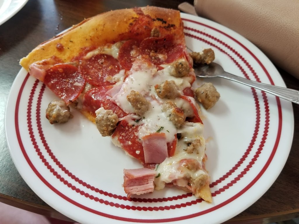 Bushs Pizza | meal delivery | 803 Central Blvd, Bull Shoals, AR 72619, USA | 8704454100 OR +1 870-445-4100