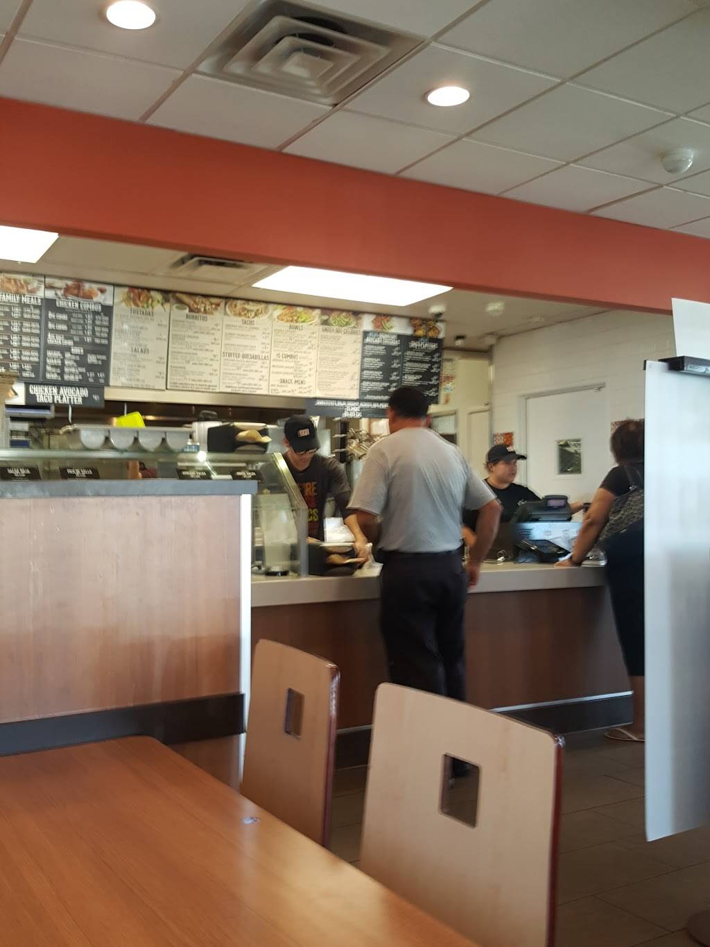 El Pollo Loco | restaurant | 1341 N Hacienda Blvd, La Puente, CA 91744, USA | 6269179407 OR +1 626-917-9407