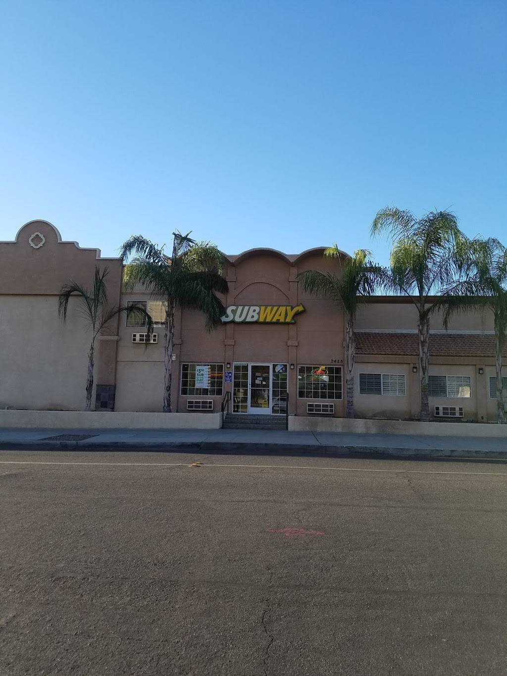 Subway | restaurant | 2425 Merced St, Fresno, CA 93721, USA | 5592330600 OR +1 559-233-0600