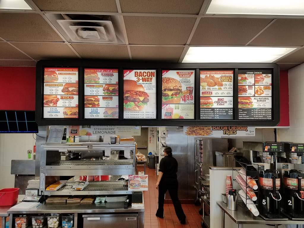 Hardees | restaurant | 704 S Grand Ave, Spencer, IA 51301, USA | 7122625988 OR +1 712-262-5988