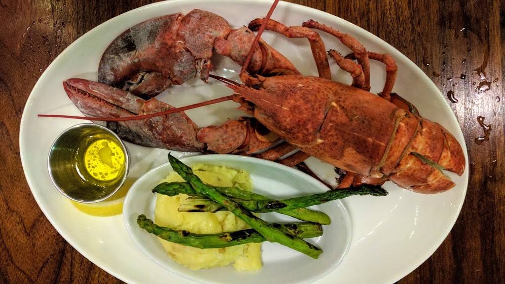 The Boathouse at Short Pump Town Center | restaurant | 11800 W Broad St #950, Richmond, VA 23233, USA | 8043607200 OR +1 804-360-7200