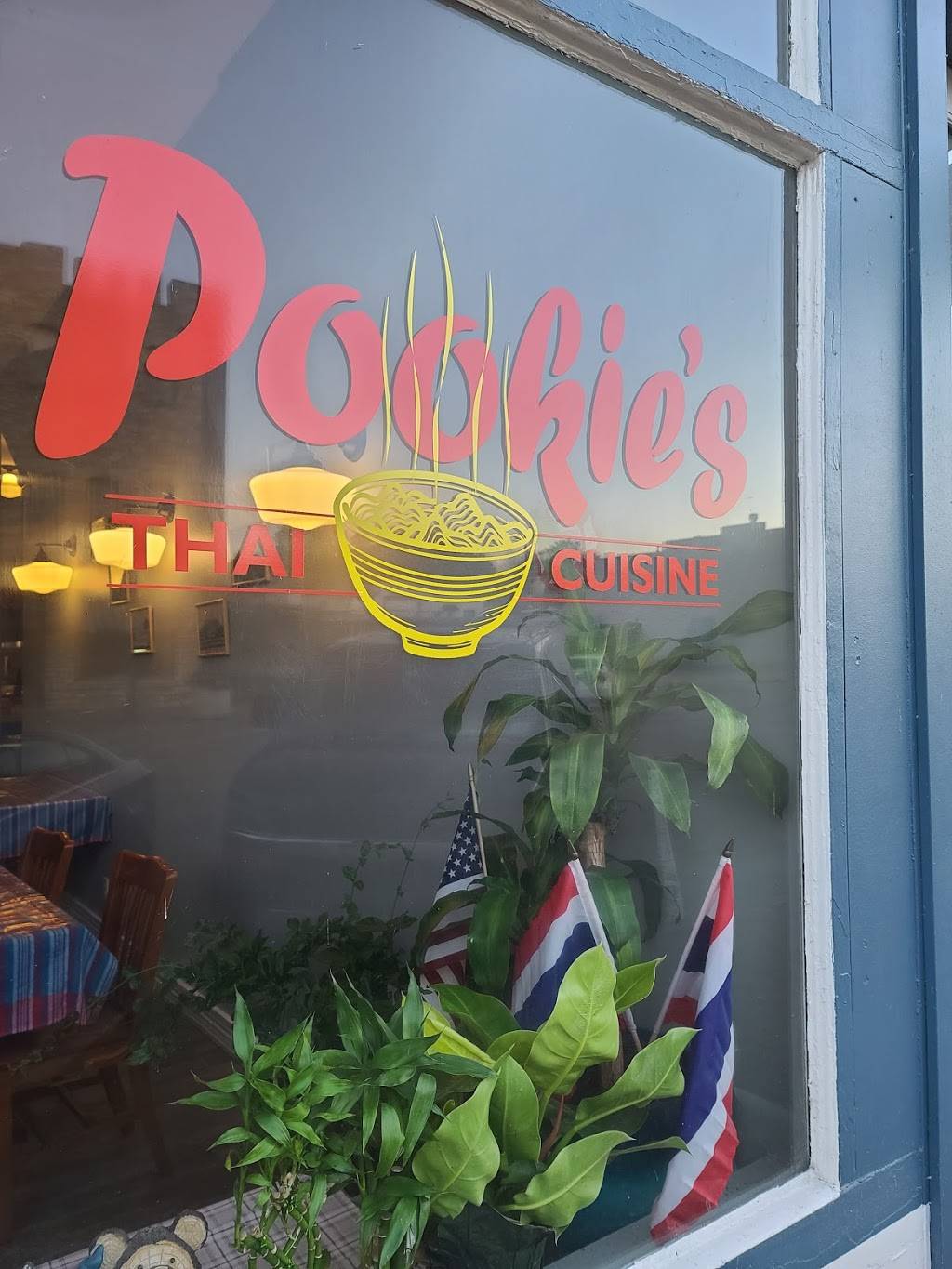 Pookies Thai Cuisine | restaurant | 803 Jefferson St, Burlington, IA 52601, USA | 3197527686 OR +1 319-752-7686