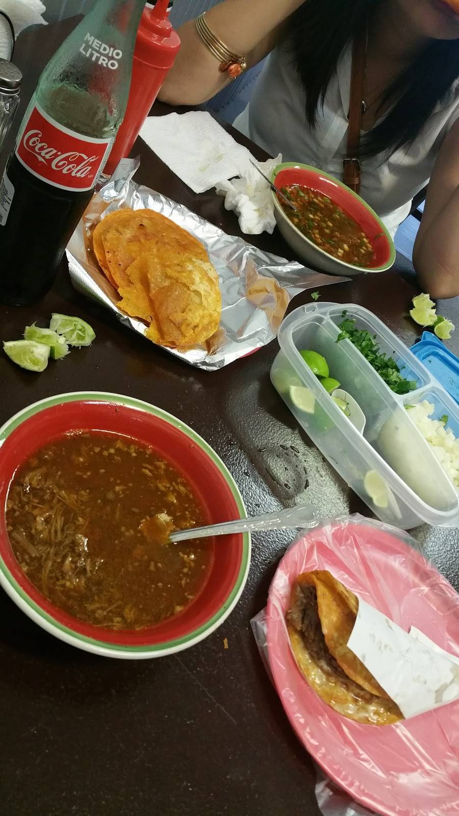 Tijuanaso | restaurant | 475 S La Cadena Dr, Colton, CA 92324, USA | 9092135155 OR +1 909-213-5155