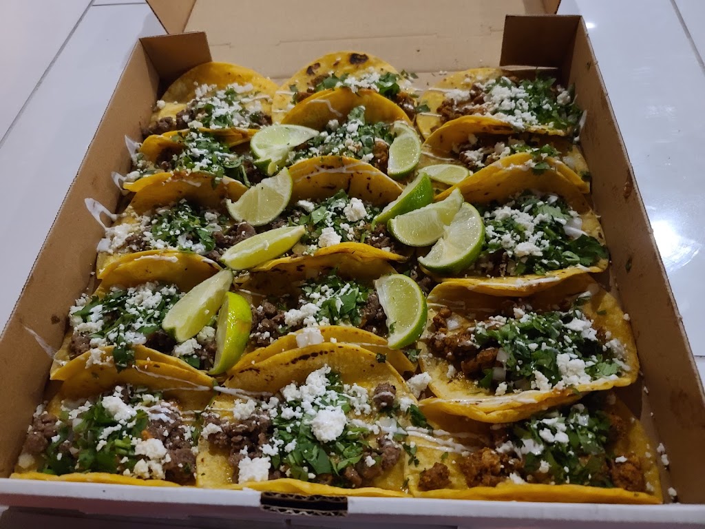 Reynas Tacos | restaurant | 226 S Abe St, San Angelo, TX 76903, USA | 3252677081 OR +1 325-267-7081